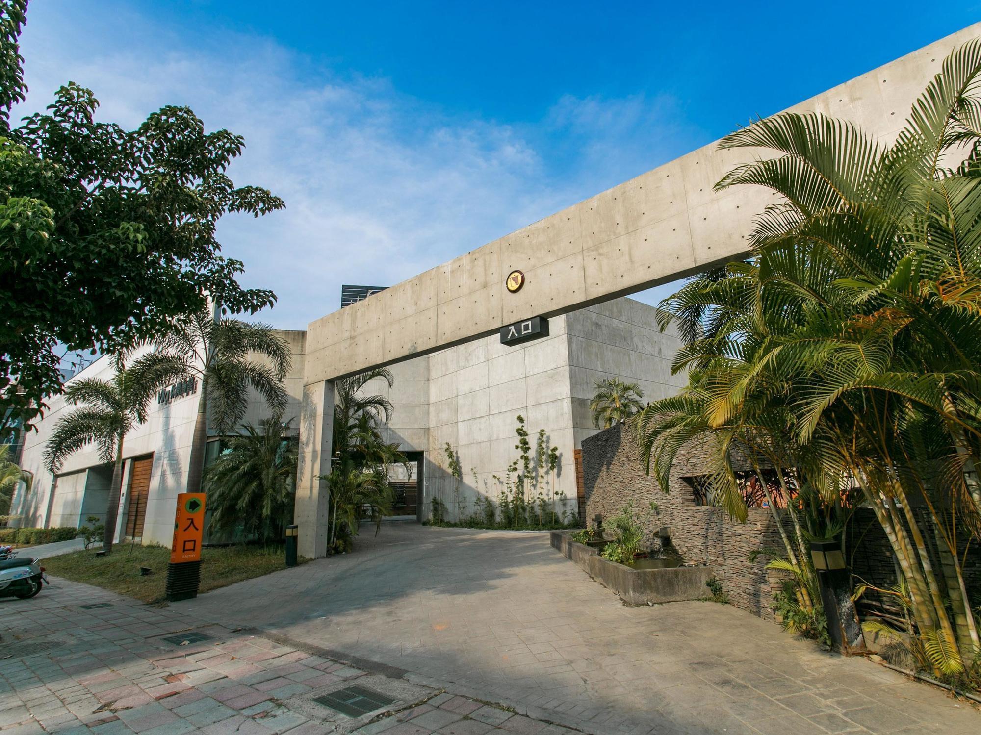 Zhen 13 Villa Motel Юнкан Экстерьер фото