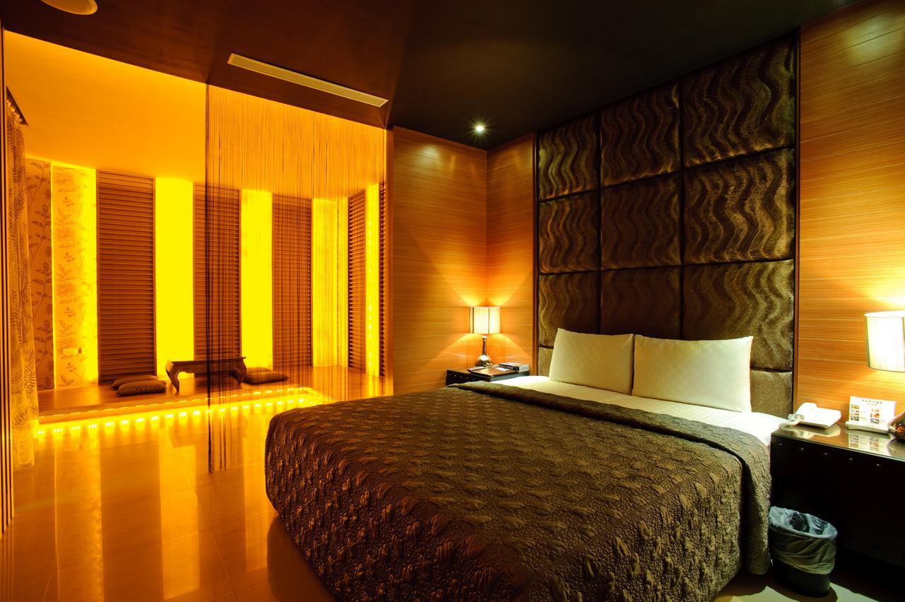 Zhen 13 Villa Motel Юнкан Экстерьер фото