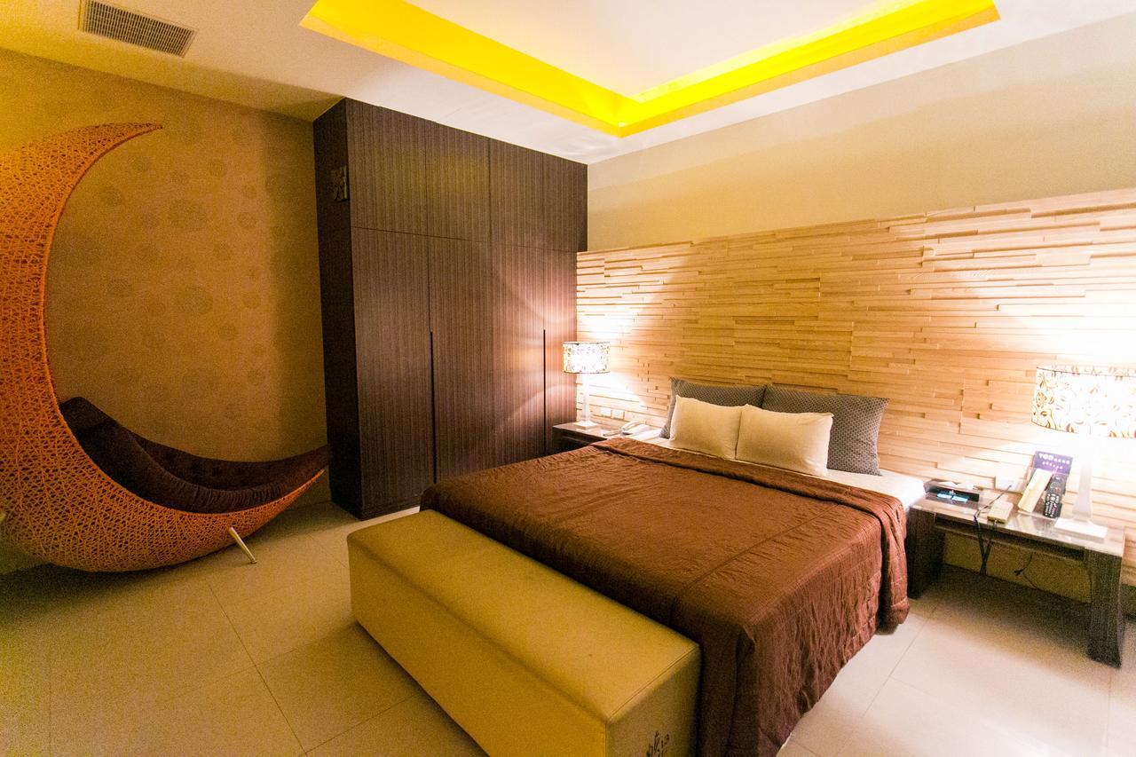 Zhen 13 Villa Motel Юнкан Экстерьер фото
