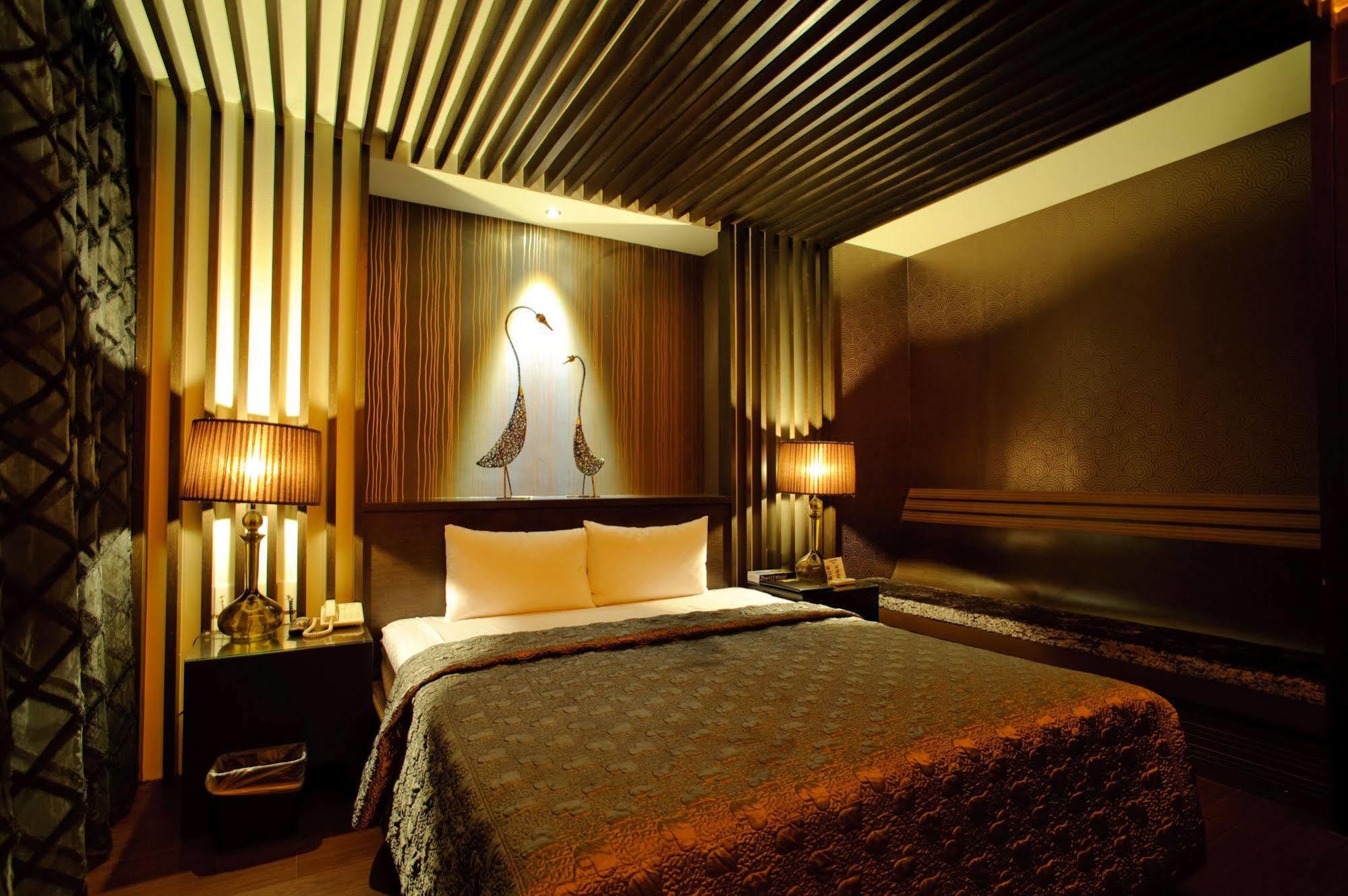 Zhen 13 Villa Motel Юнкан Экстерьер фото