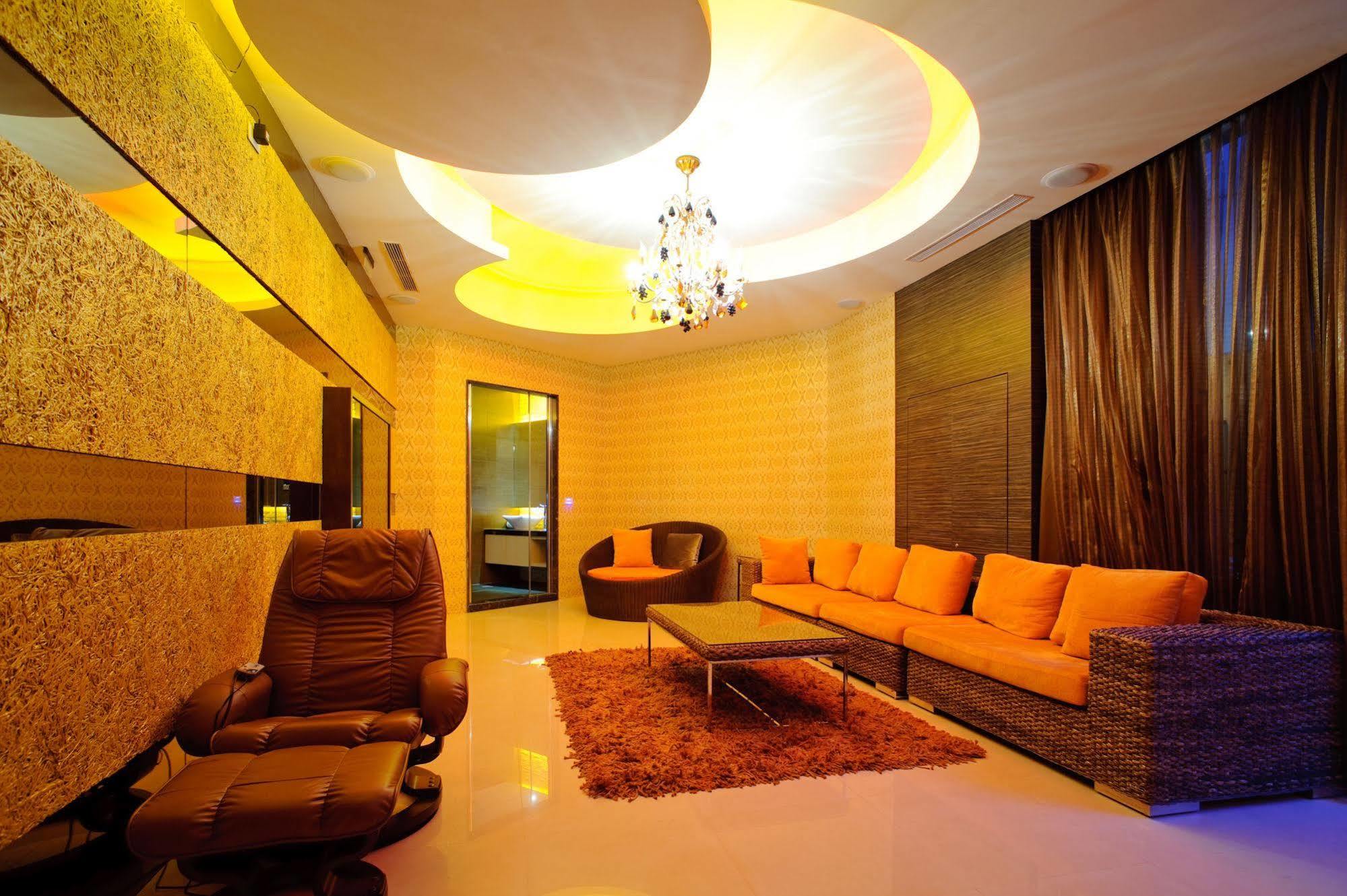 Zhen 13 Villa Motel Юнкан Экстерьер фото